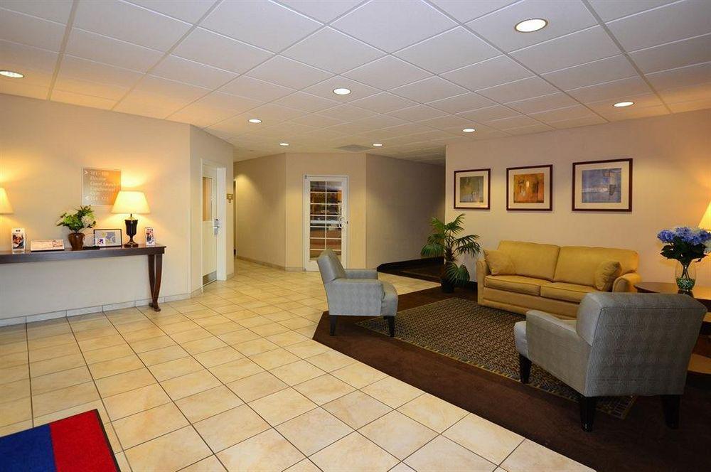 Candlewood Suites Pearl, An Ihg Hotel Interior photo
